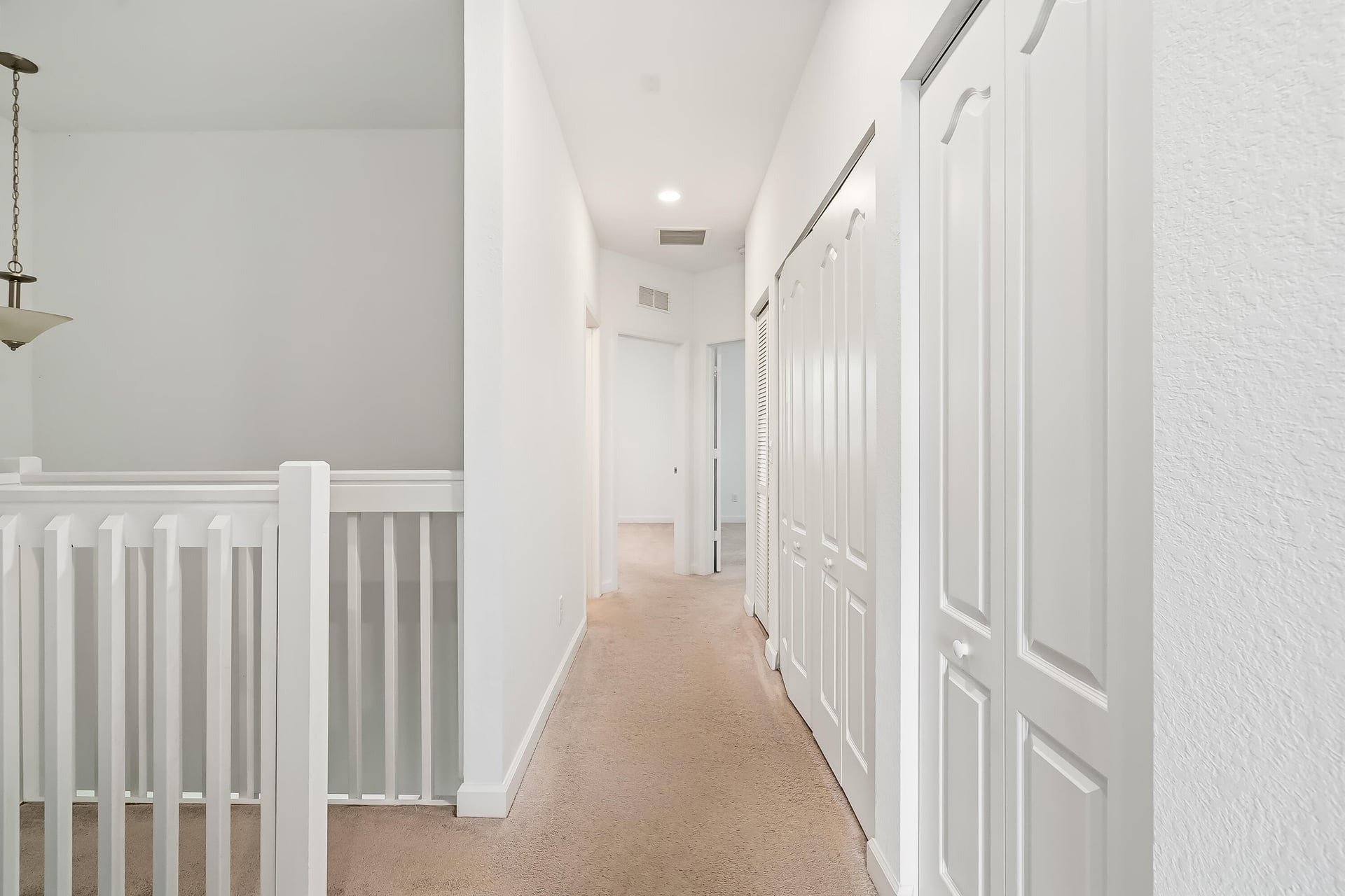 Residence photo 16