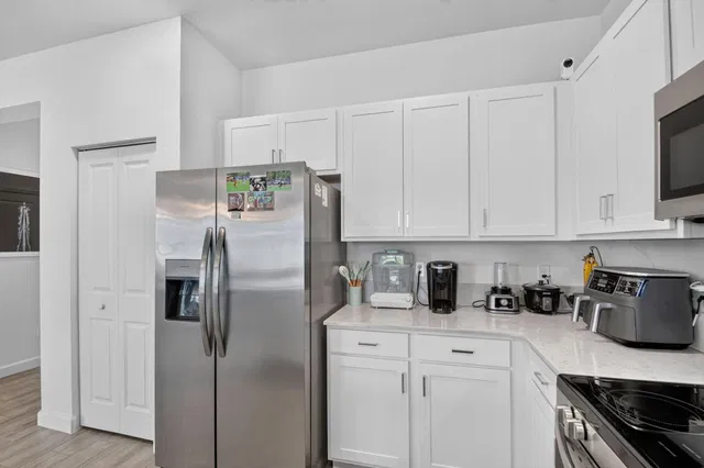 Residence photo 9