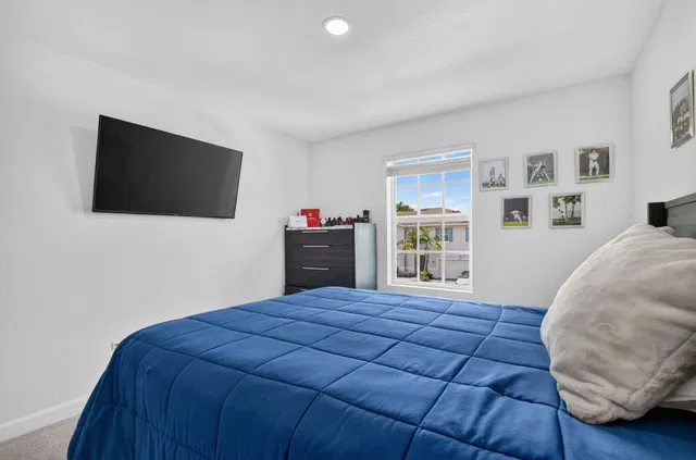 Residence photo 24