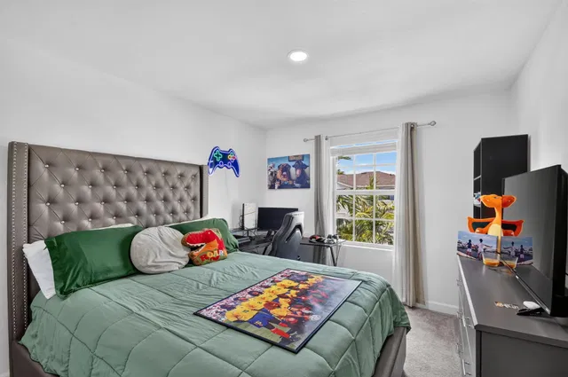 Residence photo 28