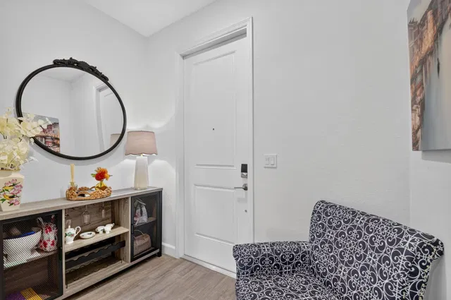Residence photo 34
