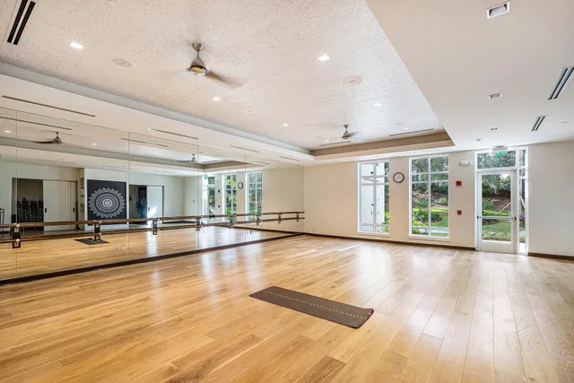 Residence photo 23