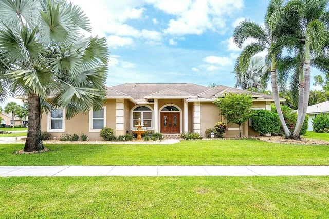 Residence photo 3