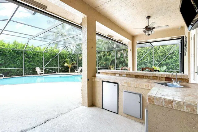Residence photo 8
