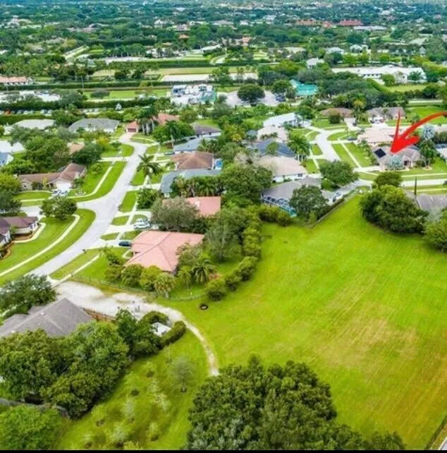 Residence photo 18