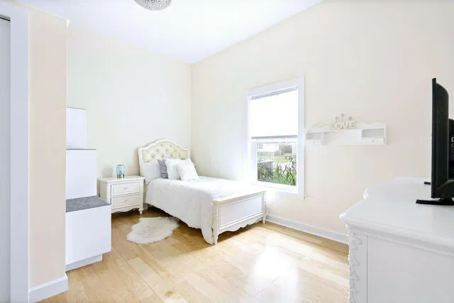 Residence photo 24