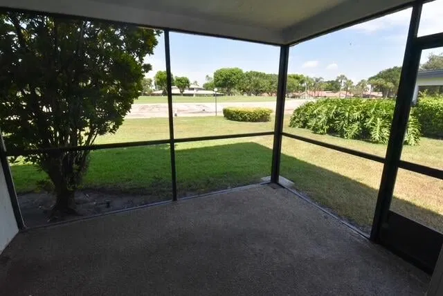 Unit C photo 3