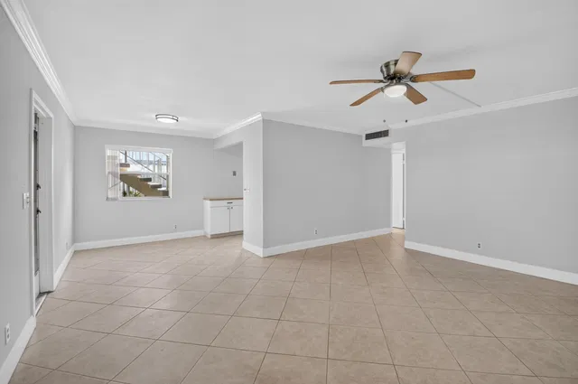 Residence photo 6