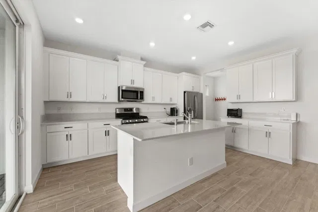  Residence photo 18