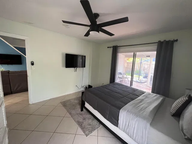 Residence photo 15