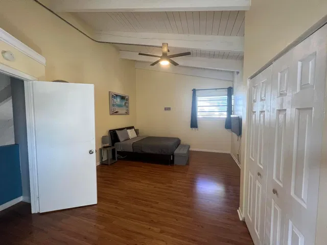 Residence photo 19