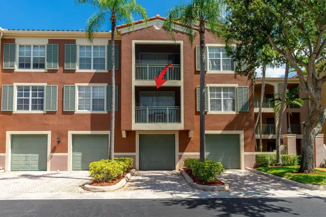 Residence photo 25