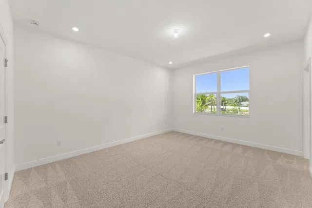 Residence photo 6