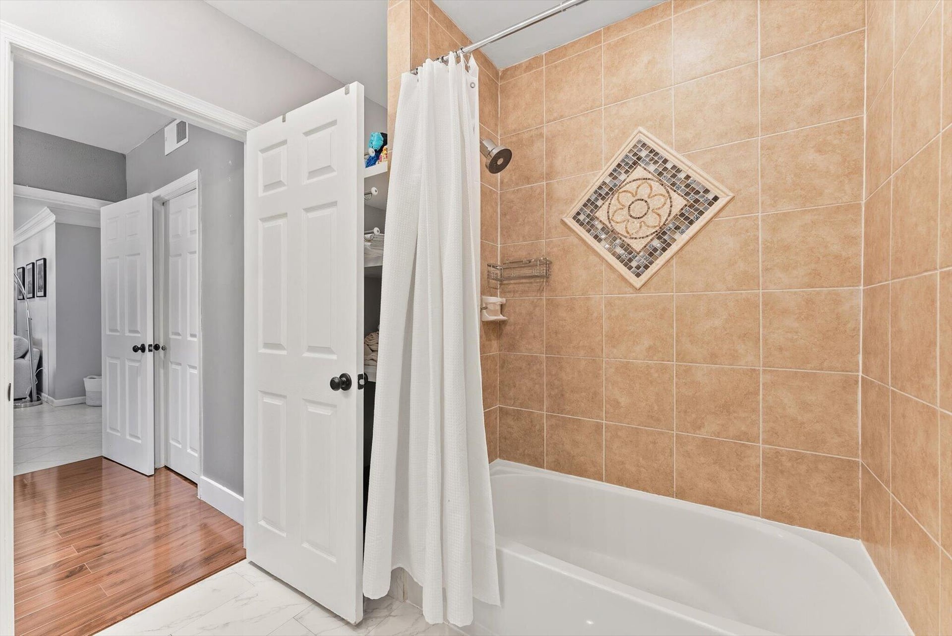 Residence photo 21