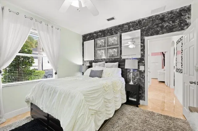  Residence photo 44