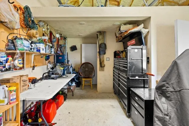  Residence photo 69
