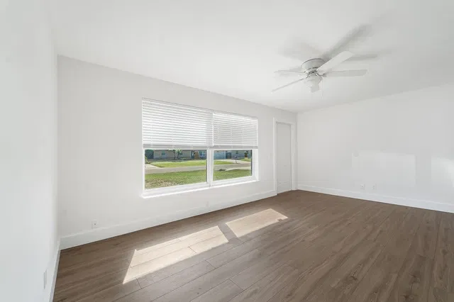 Residence photo 4