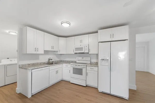 Residence photo 10