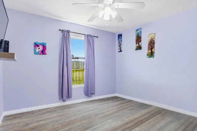Residence photo 20