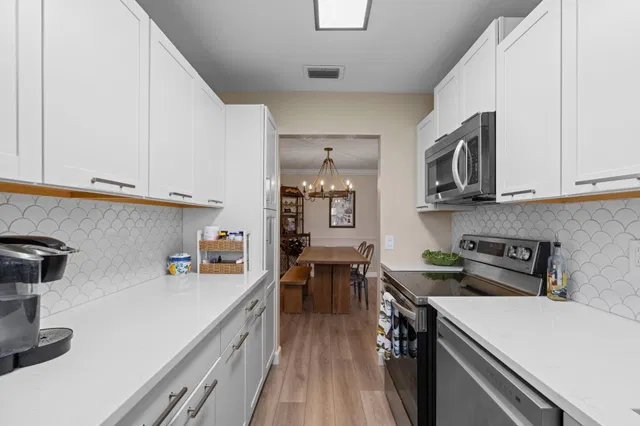  Unit C photo 11