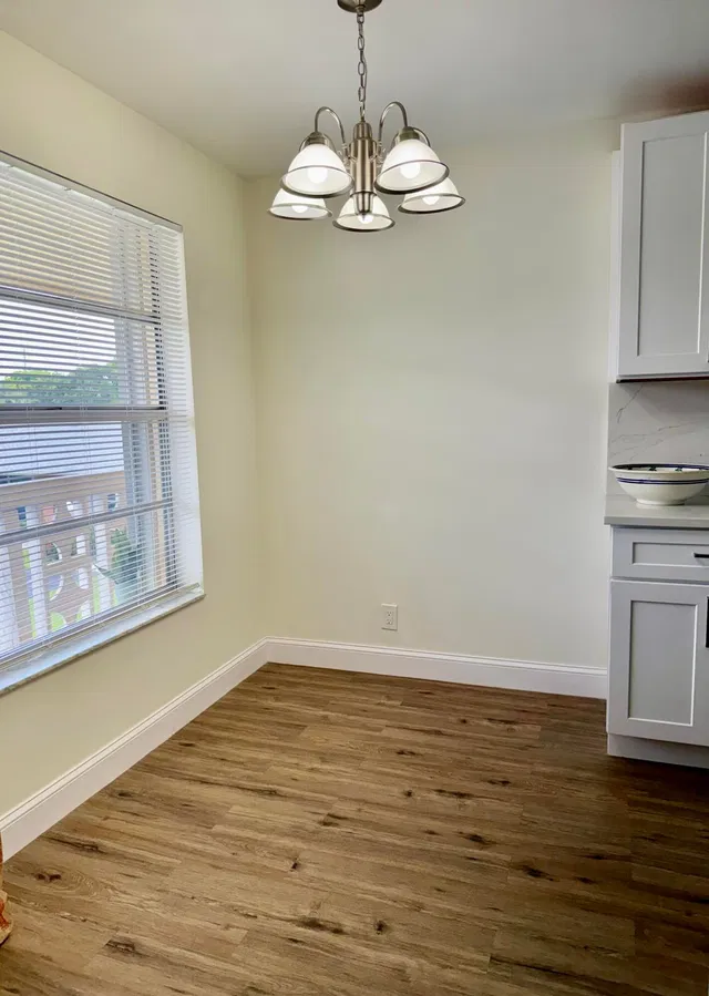 Unit 202 photo 6