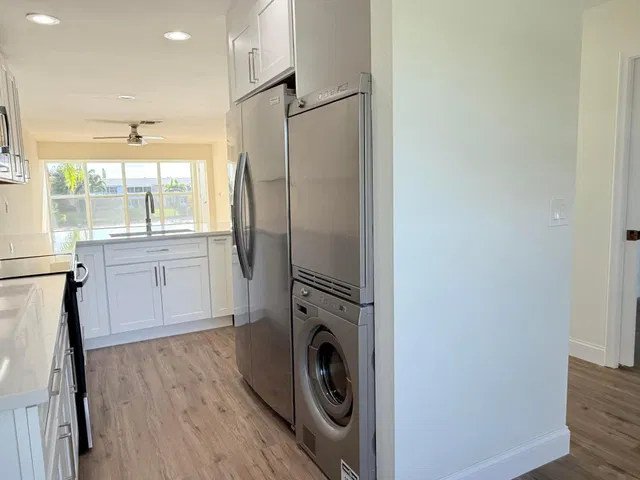 Unit 202 photo 8