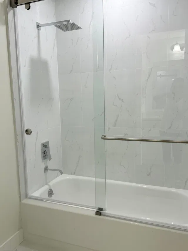 Unit 202 photo 16