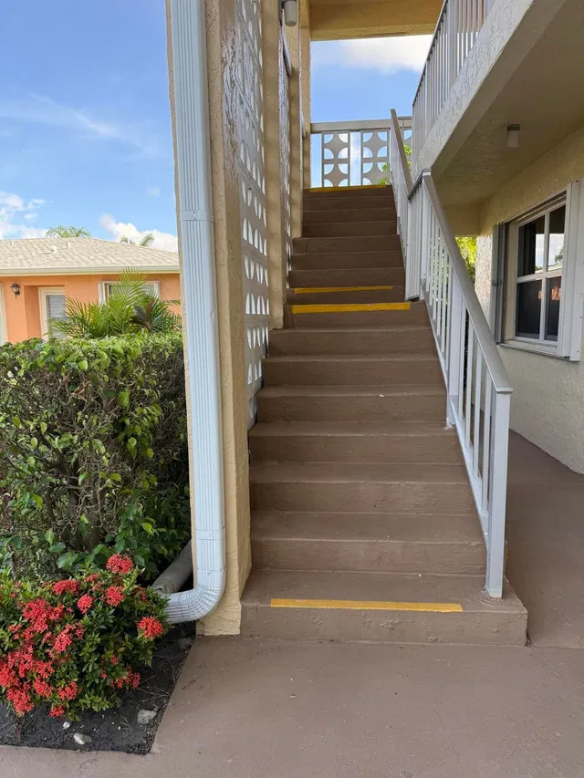 Unit 202 photo 21