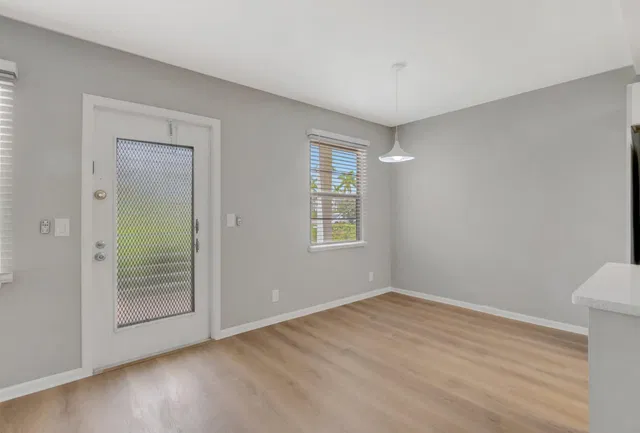 Residence photo 11