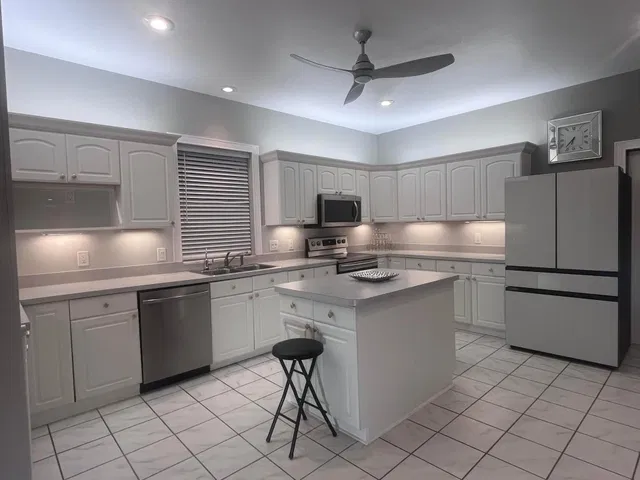 Palm Beach Isles Residence photo 10