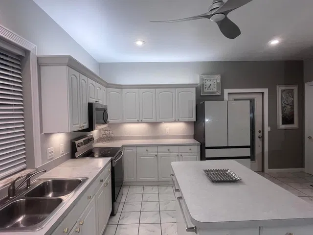 Palm Beach Isles Residence photo 12
