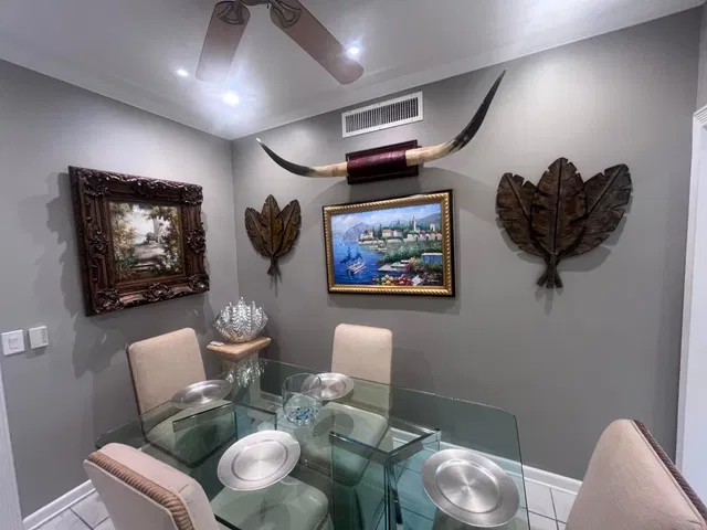 Palm Beach Isles Residence photo 14