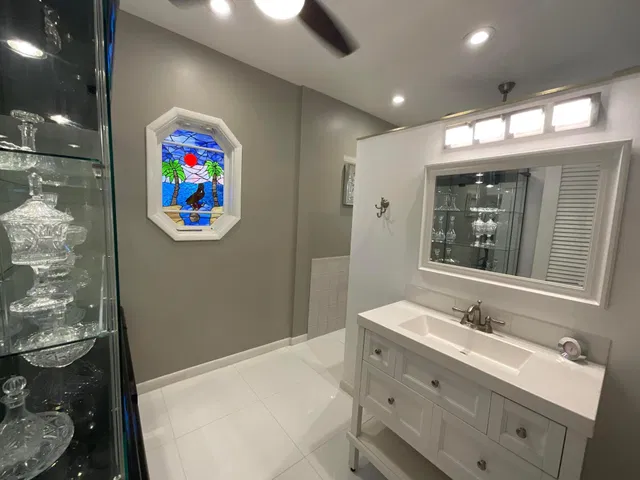 Palm Beach Isles Residence photo 39