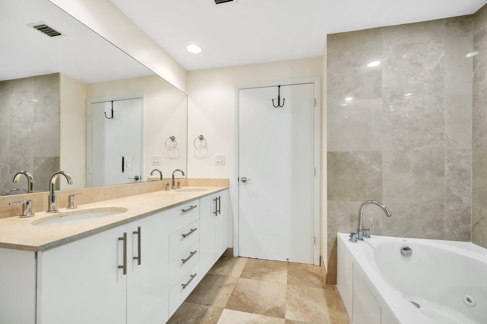 CityPlace South Tower Unit 1205 photo 17