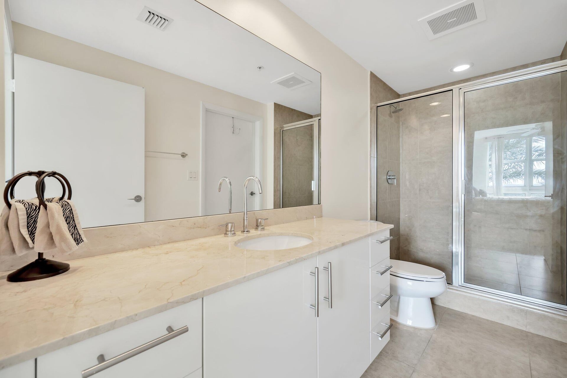 CityPlace South Tower Unit 1205 photo 23