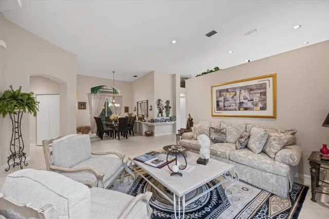 Residence photo 6