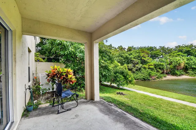  Residence photo 22