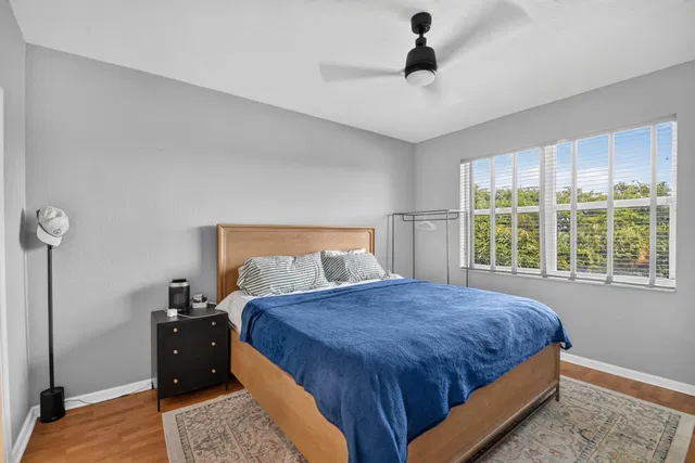  Residence photo 32