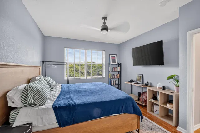  Residence photo 34