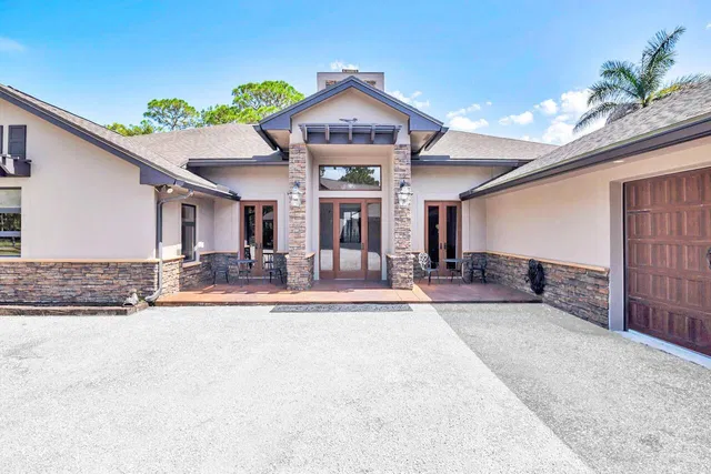 Residence photo 4
