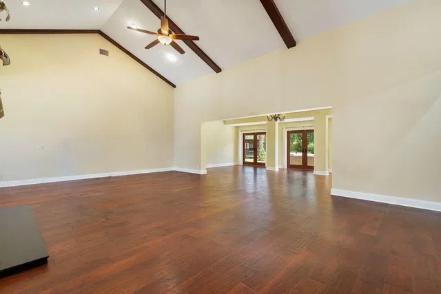 Residence photo 6