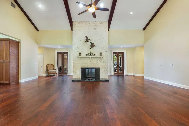 Residence photo 8