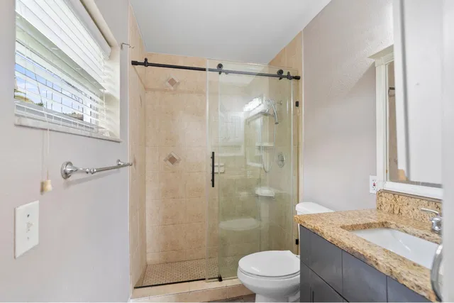 Residence photo 18