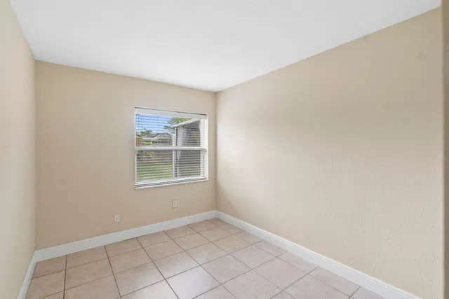 Residence photo 26