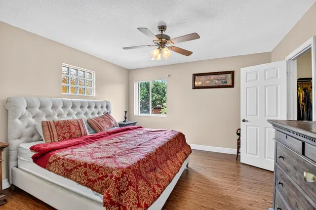 Residence photo 38
