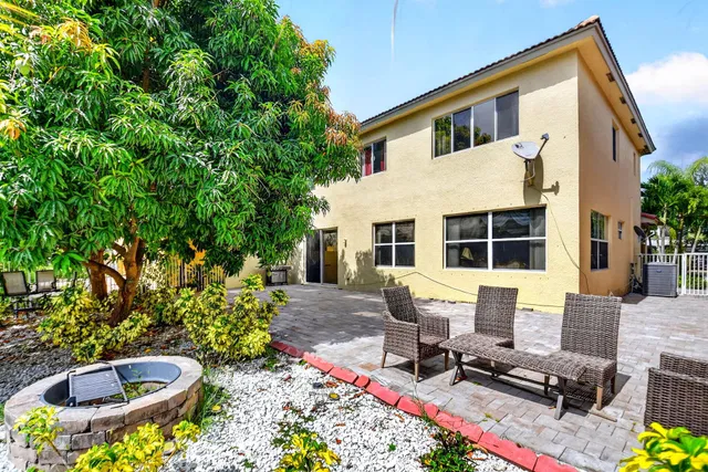 Residence photo 41