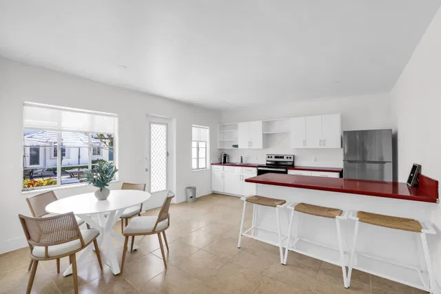 Singer Island Unit 4 photo 12