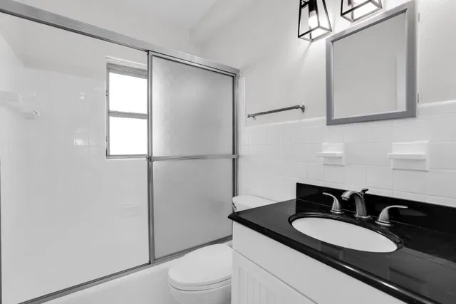 Singer Island Unit 4 photo 17