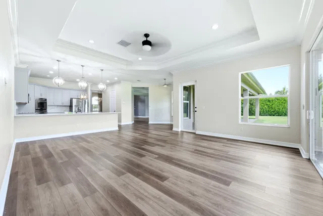 Residence photo 8