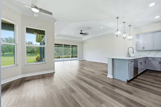 Residence photo 10